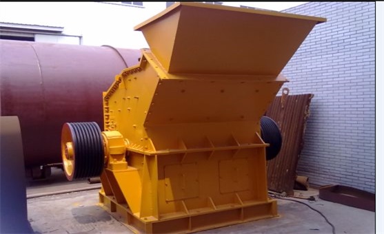 四川時(shí)產(chǎn)120t河卵石制砂生產(chǎn)線設(shè)備安裝現(xiàn)場(chǎng)